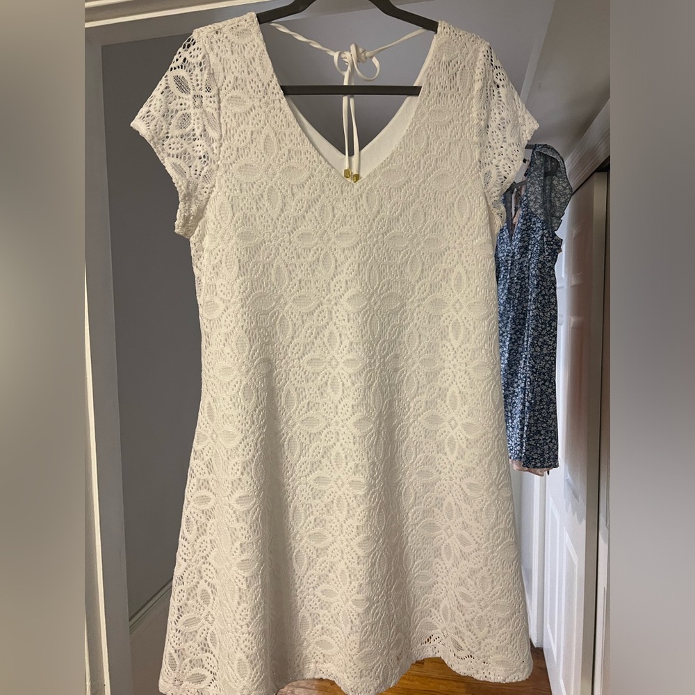 White lace dress